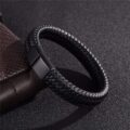 men-bracelet-arlo-black-main-min