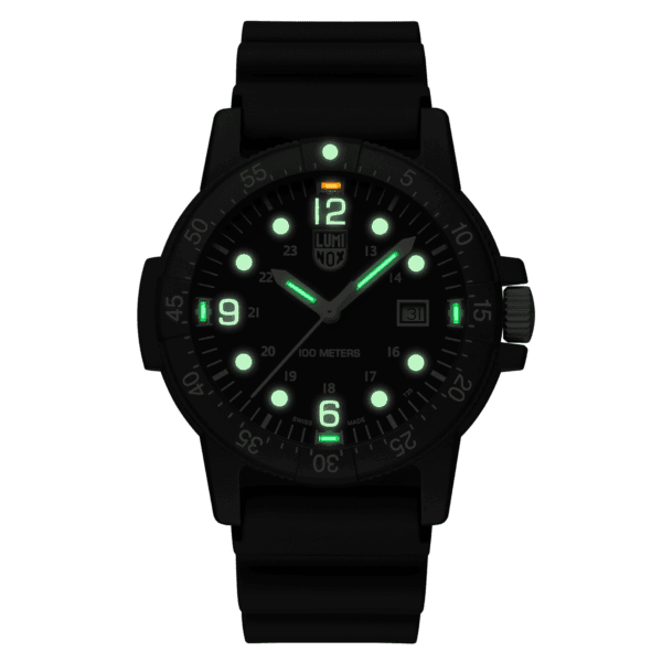 7611382611512_01 Black Unisex Luminox часовник модел X2.2001